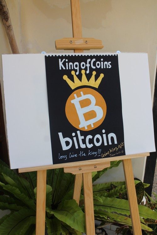 bitcoin-king-of-coins-500-750